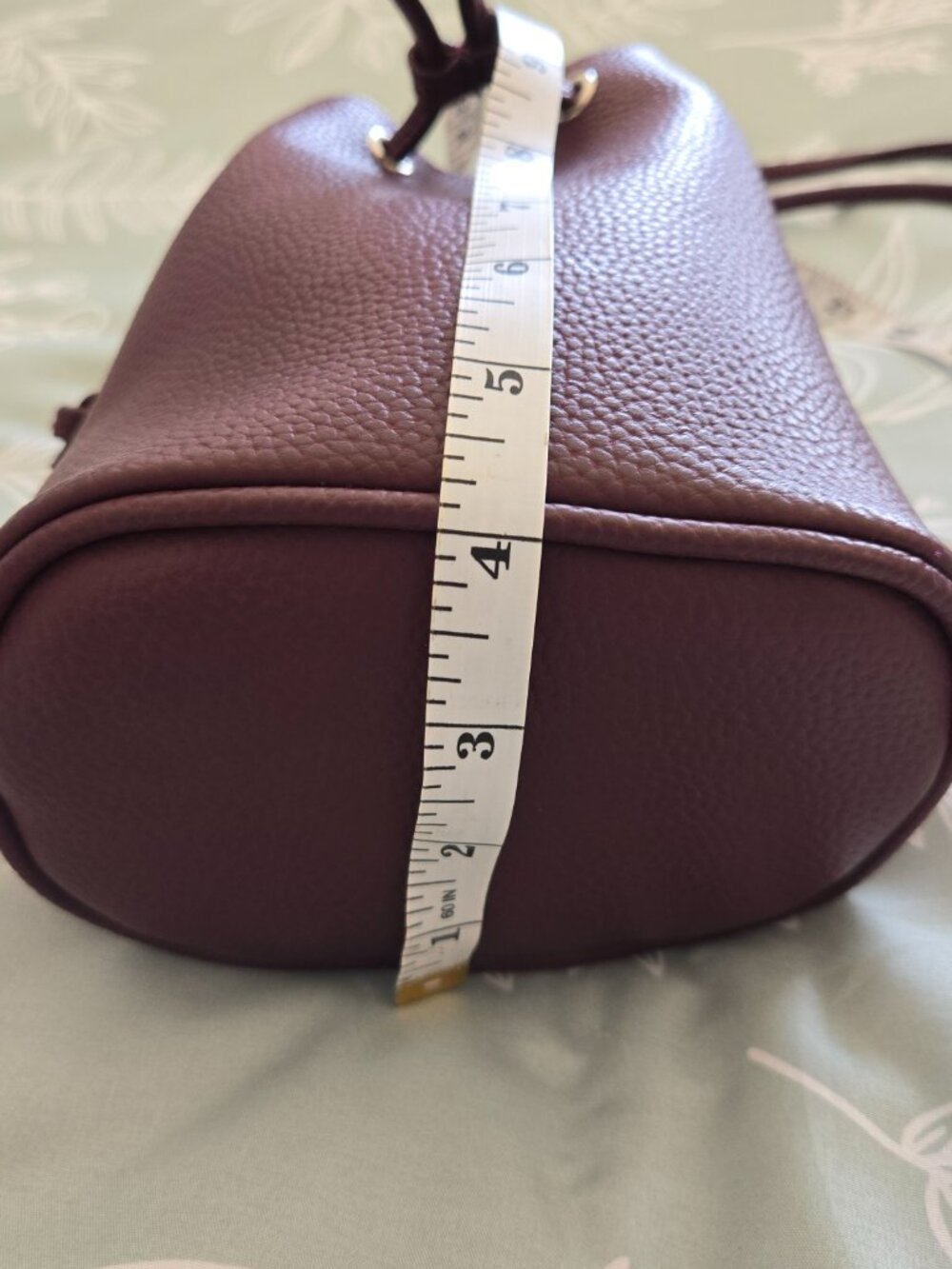UNIQLO Faux Leather Drawstring Mini Shoulder Bag - Picture 11 of 14